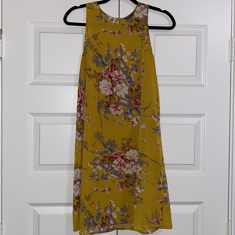 Yellow dress
